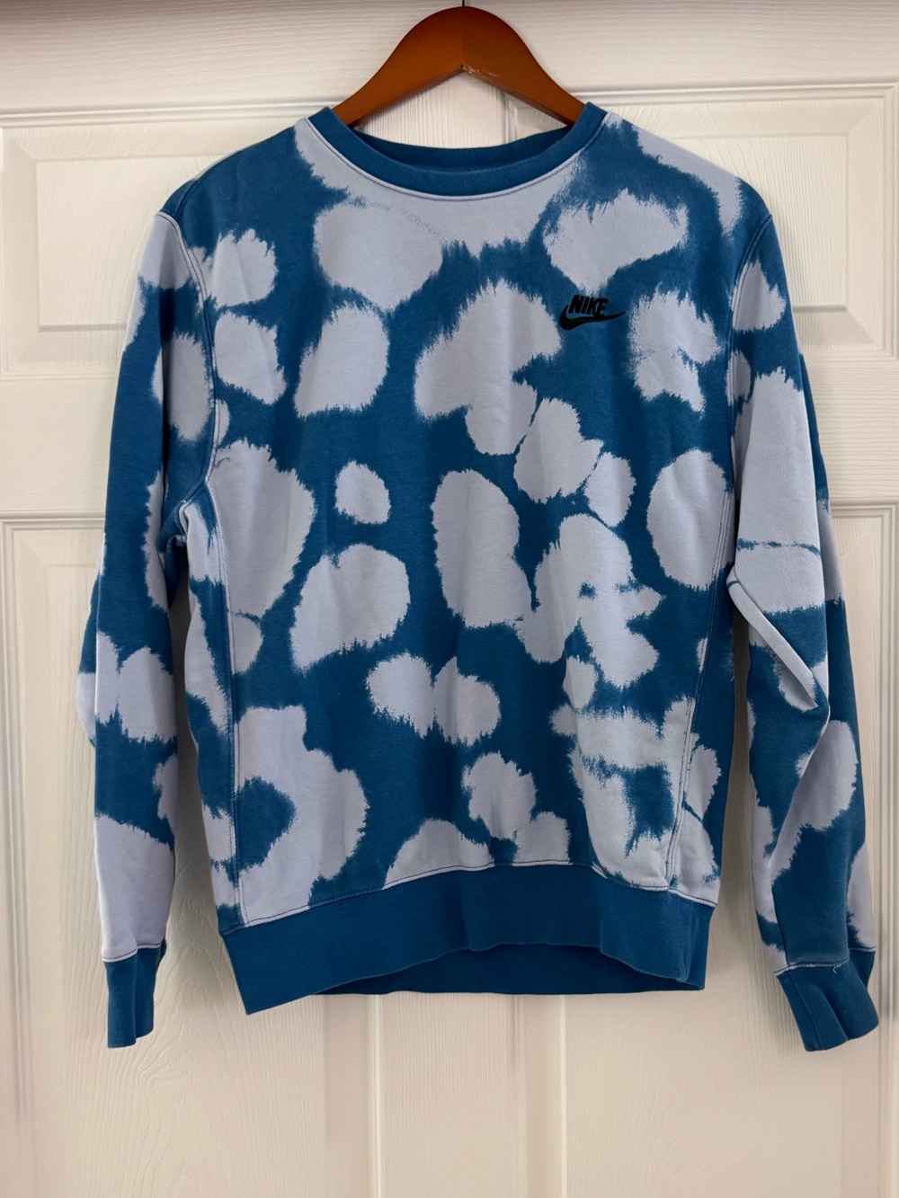 Nike Sportswear Club Fleece “Cloud Print” Crewneck Sweatshirt - Blue/White - S